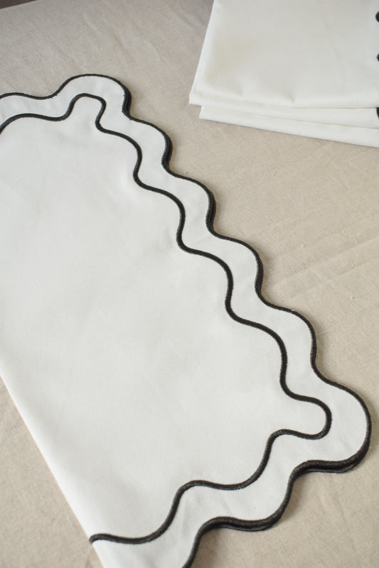 UZO Scalloped Placemat/Napkin - Set of Four